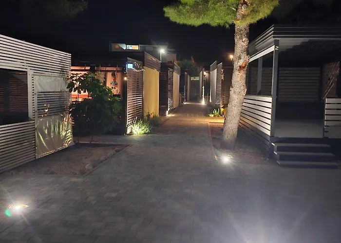 Mobile Sea Shell Sime, 別荘 ドラゲ